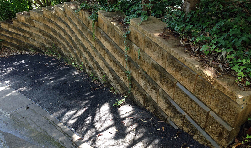 high pressure stone wall driveway cleaning Central Coast